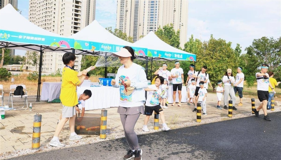 汗水与欢笑, 父母不再是, 共有 汗水与欢笑, 父母不再是, 共有